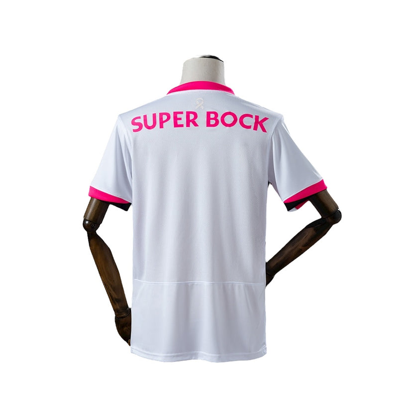 Camisola especial "Pink October" do Sporting CP para a temporada 2025/26,