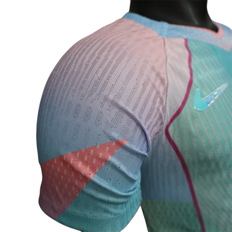Camisola Barcelona Edição Especial 2025 rosa e azul