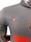 Camisola Barcelona Travis Scott Jogador - 25/26